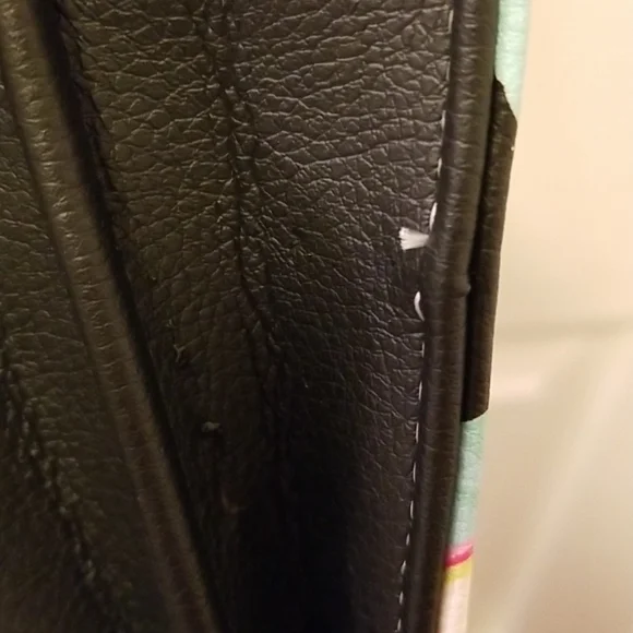 Betsey Johnson Purse with Dog Face Removable strap Excellent Condition. NWOT - Picture 9 of 12